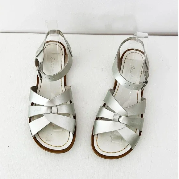 Salt Water Sandals Silver Metallic Leather Strappy Flat Sandal Women's 8 - Picture 1 of 7